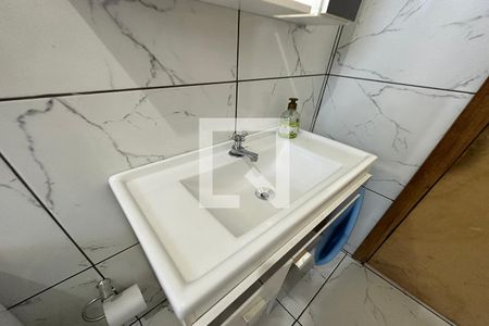 Casa à venda com 140m², 2 quartos e 2 vagasBanheiro - torneira