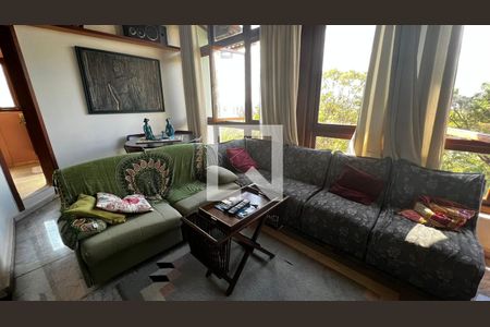 Casa à venda com 385m², 4 quartos e 5 vagasQuarto 4