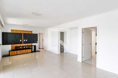 Sala de apartamento para alugar com 3 quartos, 135m² em Santo Amaro, São Paulo