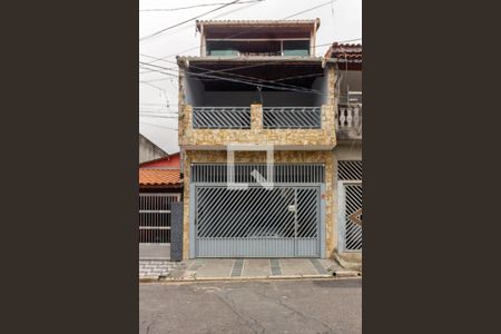 Casa à venda com 243m², 4 quartos e 2 vagasFachada