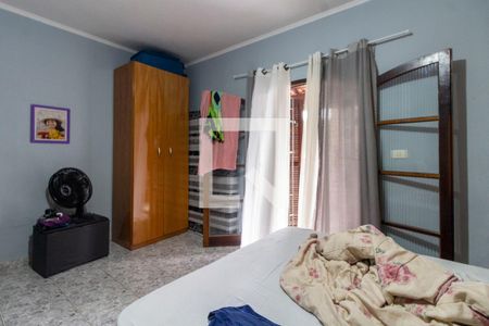 Casa à venda com 243m², 4 quartos e 2 vagasQuarto 1 - Suite