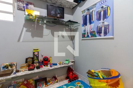 Casa à venda com 243m², 4 quartos e 2 vagasQuarto 2