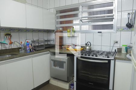 Casa à venda com 124m², 3 quartos e 2 vagasCozinha