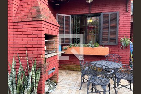 Casa à venda com 124m², 3 quartos e 2 vagasÁrea comum - Churrasqueira