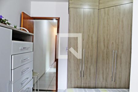 Casa de condomínio à venda com 120m², 3 quartos e 2 vagasQuarto 3 suite