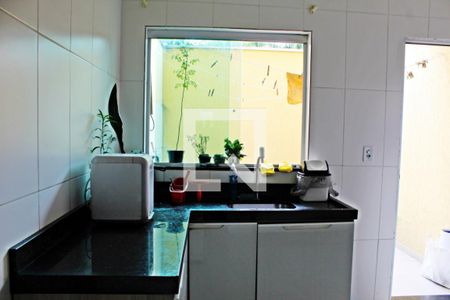 Casa de condomínio à venda com 120m², 3 quartos e 2 vagasCozinha