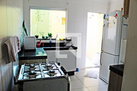 Casa de condomínio à venda com 120m², 3 quartos e 2 vagasCozinha