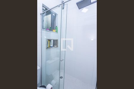 Casa para alugar com 170m², 4 quartos e 2 vagas Casa para alugar com 170m², 4 quartos e 2 vagasBanheiro social