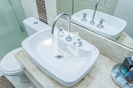 Casa para alugar com 170m², 4 quartos e 2 vagas Casa para alugar com 170m², 4 quartos e 2 vagasBanheiro suite