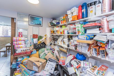 Casa para alugar com 170m², 4 quartos e 2 vagas Casa para alugar com 170m², 4 quartos e 2 vagasHome office