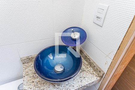 Casa para alugar com 170m², 4 quartos e 2 vagas Casa para alugar com 170m², 4 quartos e 2 vagasLavabo piscina