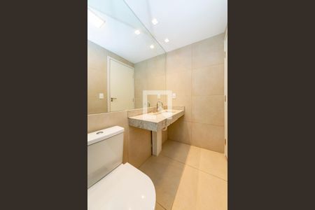 Apartamento à venda com 102m², 2 quartos e 2 vagas Apartamento à venda com 102m², 2 quartos e 2 vagasBanheiro da Suíte 2