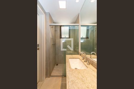 Apartamento à venda com 102m², 2 quartos e 2 vagas Apartamento à venda com 102m², 2 quartos e 2 vagasBanheiro da Suíte 1