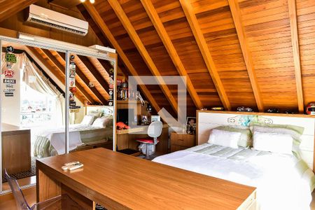 Apartamento à venda com 210m², 3 quartos e 3 vagas Apartamento à venda com 210m², 3 quartos e 3 vagasSótão