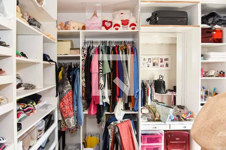 Apartamento à venda com 210m², 3 quartos e 3 vagas Apartamento à venda com 210m², 3 quartos e 3 vagasQuarto 2