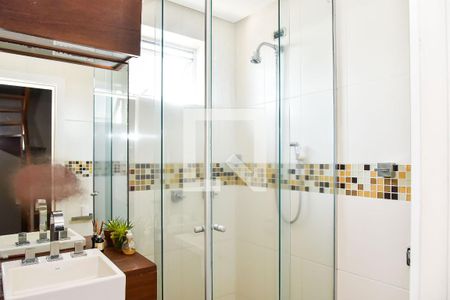 Apartamento à venda com 210m², 3 quartos e 3 vagas Apartamento à venda com 210m², 3 quartos e 3 vagasBanheiro Social 2