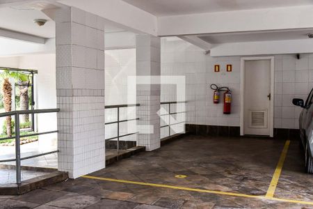 Apartamento à venda com 210m², 3 quartos e 3 vagas Apartamento à venda com 210m², 3 quartos e 3 vagasGaragem