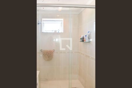 Apartamento à venda com 210m², 3 quartos e 3 vagas Apartamento à venda com 210m², 3 quartos e 3 vagasBanheiro da Suíte