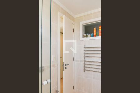 Apartamento à venda com 210m², 3 quartos e 3 vagas Apartamento à venda com 210m², 3 quartos e 3 vagasBanheiro da Suíte