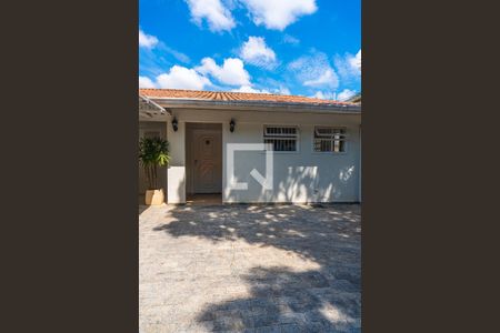 Casa à venda com 380m², 4 quartos e 4 vagas Casa à venda com 380m², 4 quartos e 4 vagasGaragem