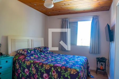 Casa à venda com 380m², 4 quartos e 4 vagas Casa à venda com 380m², 4 quartos e 4 vagasSuíte 1