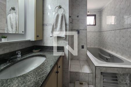 Apartamento à venda com 96m², 3 quartos e 1 vaga Apartamento à venda com 96m², 3 quartos e 1 vagaBanheiro