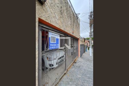 Casa à venda com 156m², 3 quartos e 4 vagas Casa à venda com 156m², 3 quartos e 4 vagasPlaquinha