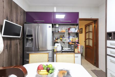 Casa à venda com 156m², 3 quartos e 4 vagas Casa à venda com 156m², 3 quartos e 4 vagasCozinha