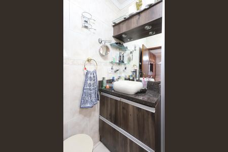 Casa à venda com 156m², 3 quartos e 4 vagas Casa à venda com 156m², 3 quartos e 4 vagasBanheiro da Suíte
