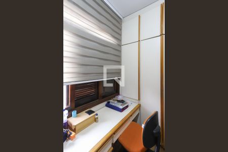 Casa à venda com 156m², 3 quartos e 4 vagas Casa à venda com 156m², 3 quartos e 4 vagasQuarto 1