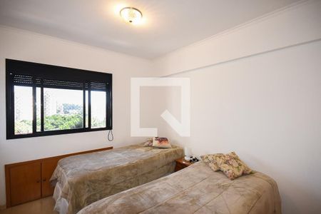 Apartamento à venda com 140m², 3 quartos e 2 vagasQuarto 2