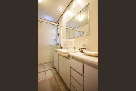 Apartamento à venda com 140m², 3 quartos e 2 vagasBanheiro