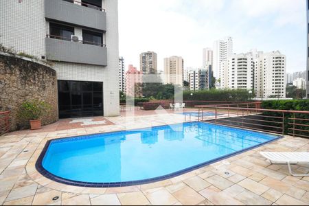 Apartamento à venda com 140m², 3 quartos e 2 vagasPiscina