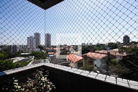Apartamento à venda com 140m², 3 quartos e 2 vagasVaranda da suíte