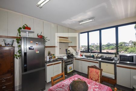 Apartamento à venda com 140m², 3 quartos e 2 vagasCozinha