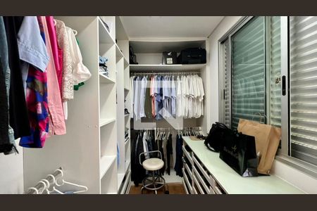Apartamento à venda com 320m², 4 quartos e 4 vagasCloset