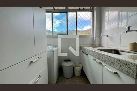 Apartamento à venda com 320m², 4 quartos e 4 vagasÁrea de serviço