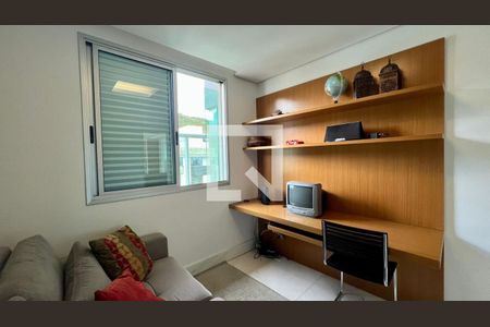 Apartamento à venda com 320m², 4 quartos e 4 vagasQuarto 4