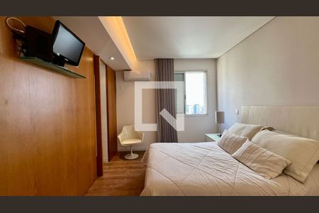 Apartamento à venda com 320m², 4 quartos e 4 vagasSuíte