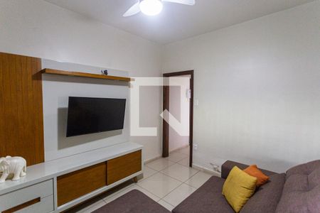 Casa à venda com 162m², 5 quartos e 3 vagas Casa à venda com 162m², 5 quartos e 3 vagasQuarto 6