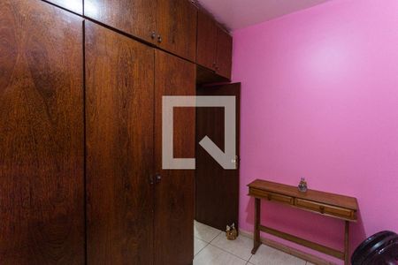 Casa à venda com 162m², 5 quartos e 3 vagas Casa à venda com 162m², 5 quartos e 3 vagasQuarto 4