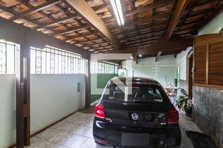 Casa à venda com 162m², 5 quartos e 3 vagas