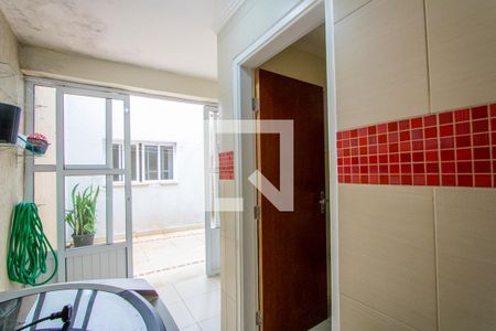Casa à venda com 205m², 3 quartos e 4 vagas Casa à venda com 205m², 3 quartos e 4 vagasÁrea de serviço