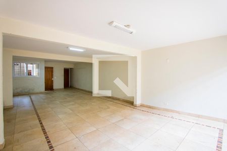 Casa à venda com 205m², 3 quartos e 4 vagas Casa à venda com 205m², 3 quartos e 4 vagasGaragem