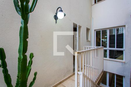 Casa à venda com 205m², 3 quartos e 4 vagas Casa à venda com 205m², 3 quartos e 4 vagasCorredor - Externo