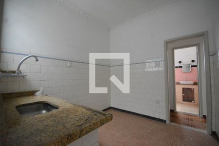 Apartamento à venda com 75m², 2 quartos e sem vagaCozinha