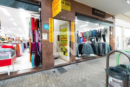 Apartamento à venda com 150m², 2 quartos e sem vagaFachada e portaria