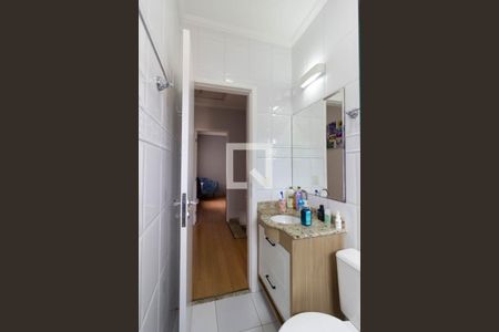 Casa de condomínio à venda com 160m², 3 quartos e 3 vagas Casa de condomínio à venda com 160m², 3 quartos e 3 vagasBanheiro