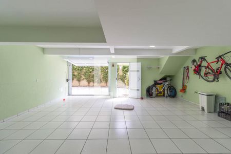 Casa de condomínio à venda com 160m², 3 quartos e 3 vagas Casa de condomínio à venda com 160m², 3 quartos e 3 vagasGaragem