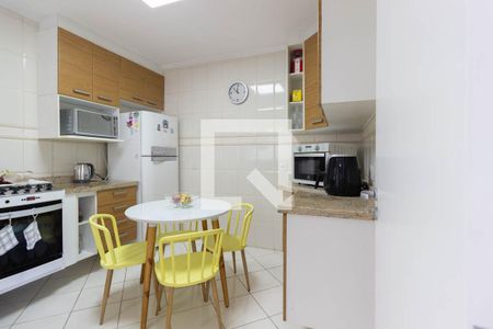 Casa de condomínio à venda com 160m², 3 quartos e 3 vagas Casa de condomínio à venda com 160m², 3 quartos e 3 vagasCozinha